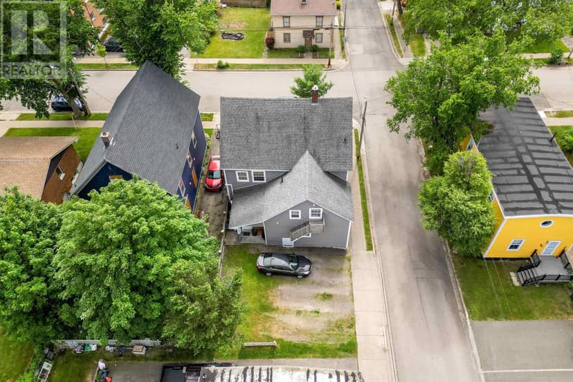 55 Charlotte Street — photo 20 of 24