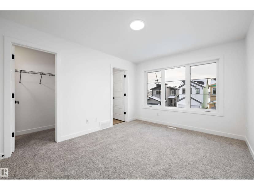 18924 28 AV NW — photo 35 of 40