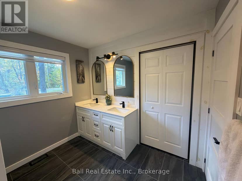 202 Edwina Drive — photo 11 of 40