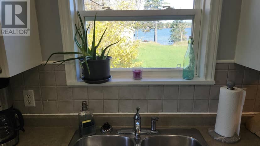 203 French Creek Road — photo 10 of 33