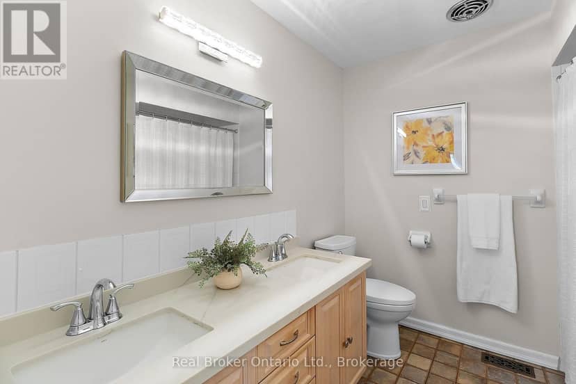4656 Pollard Road — photo 18 of 40