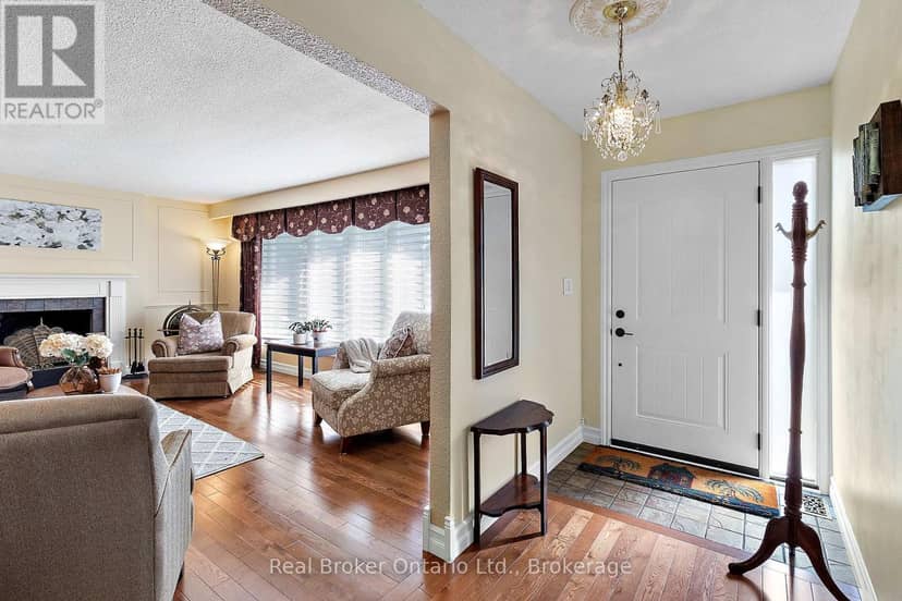 4656 Pollard Road — photo 5 of 40