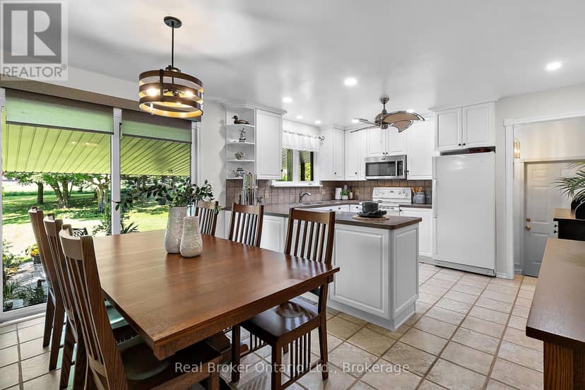 4656 Pollard Road — photo 7 of 40