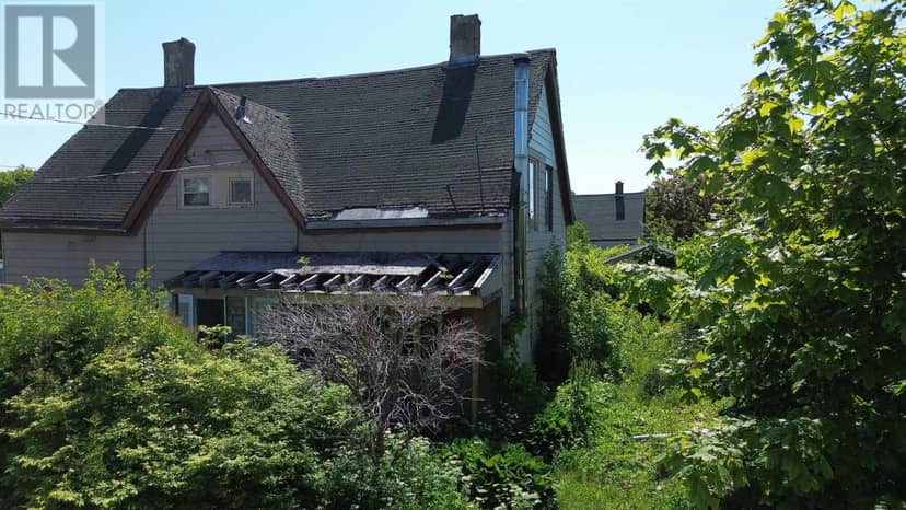 33 Foundry Street — photo 3 of 15