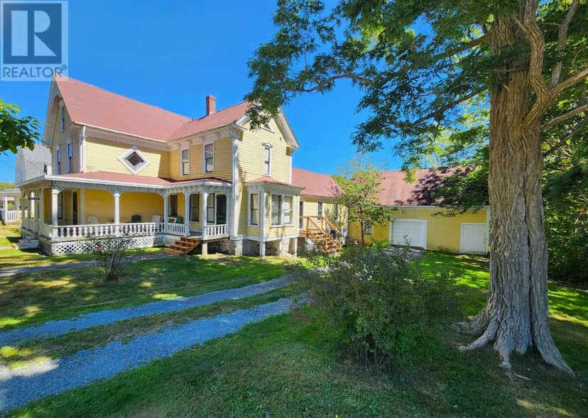8499 Highway 3, Port Mouton