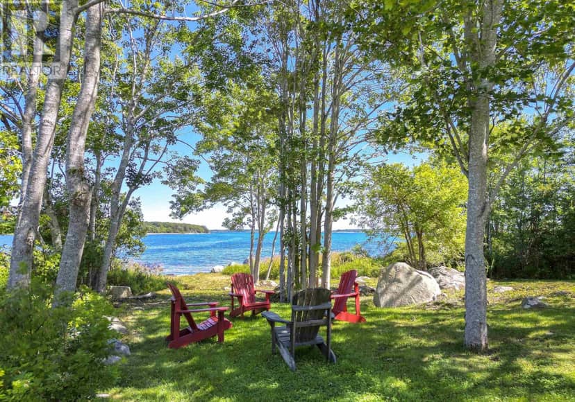 8499 Highway 3, Port Mouton, photo 2
