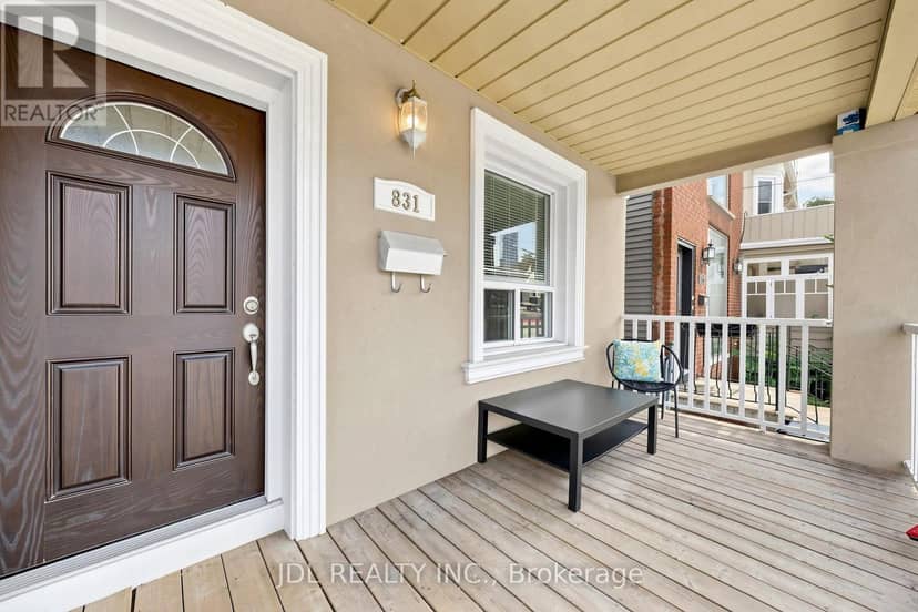 831 Pape Avenue, Toronto, photo 3