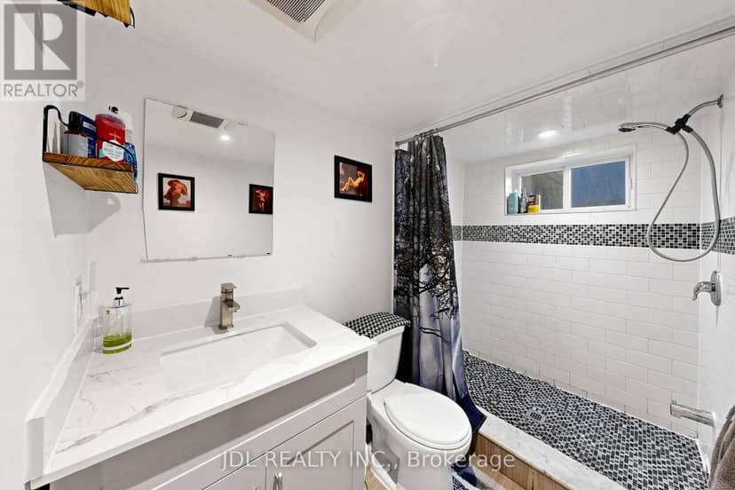 831 Pape Avenue — photo 31 of 34