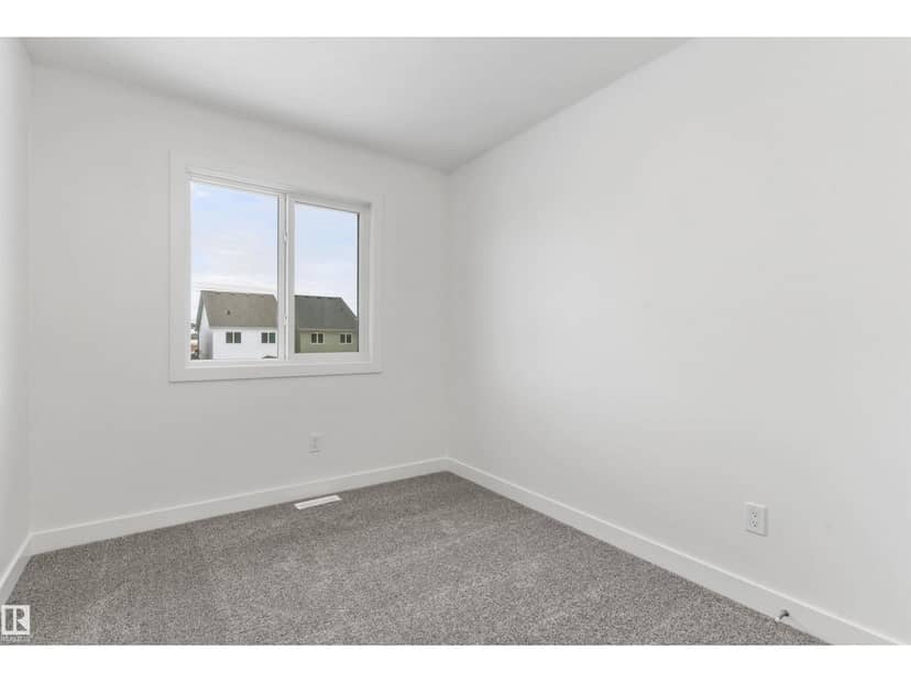 18816 28 AV NW — photo 25 of 38