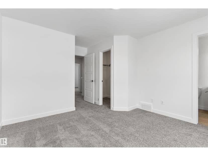18816 28 AV NW — photo 33 of 38