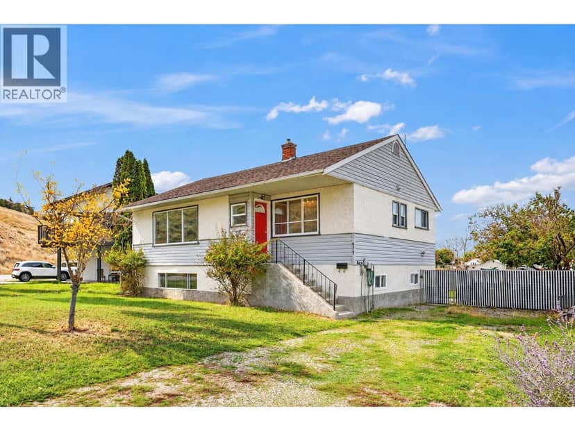 879 Trench Court, Kelowna