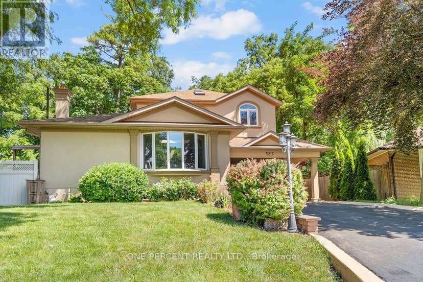 583 Stephens Crescent, Oakville, photo 2