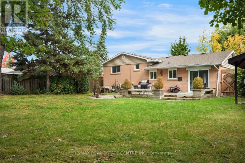 66 Theodore Drive — photo 16 of 29
