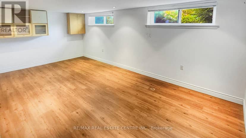 66 Theodore Drive — photo 13 of 29
