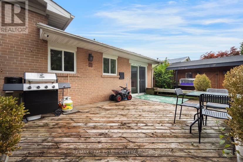 66 Theodore Drive — photo 24 of 29