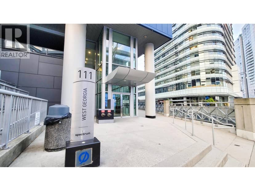2006 111 W GEORGIA STREET, Vancouver, photo 2