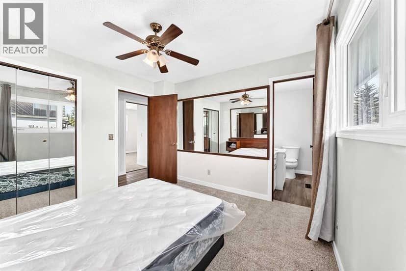 6803 Dalmeny Gate NW — photo 14 of 40