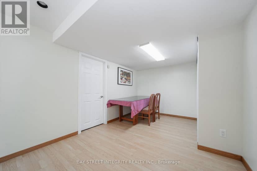 6 Sandy Haven Drive — photo 37 of 40