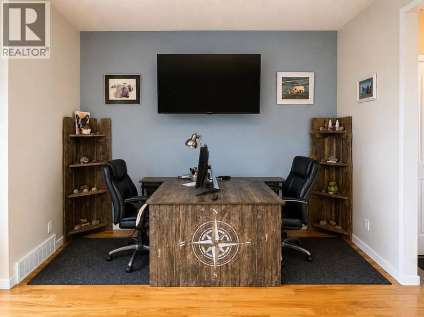 12 Fireside Bend, Cochrane, photo 6