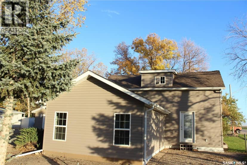 102 Mainprize STREET — photo 3 of 28