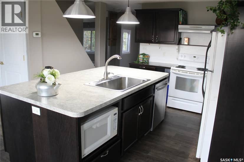 102 Mainprize STREET — photo 11 of 28