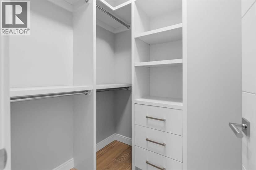 531 47 Avenue SW — photo 33 of 40