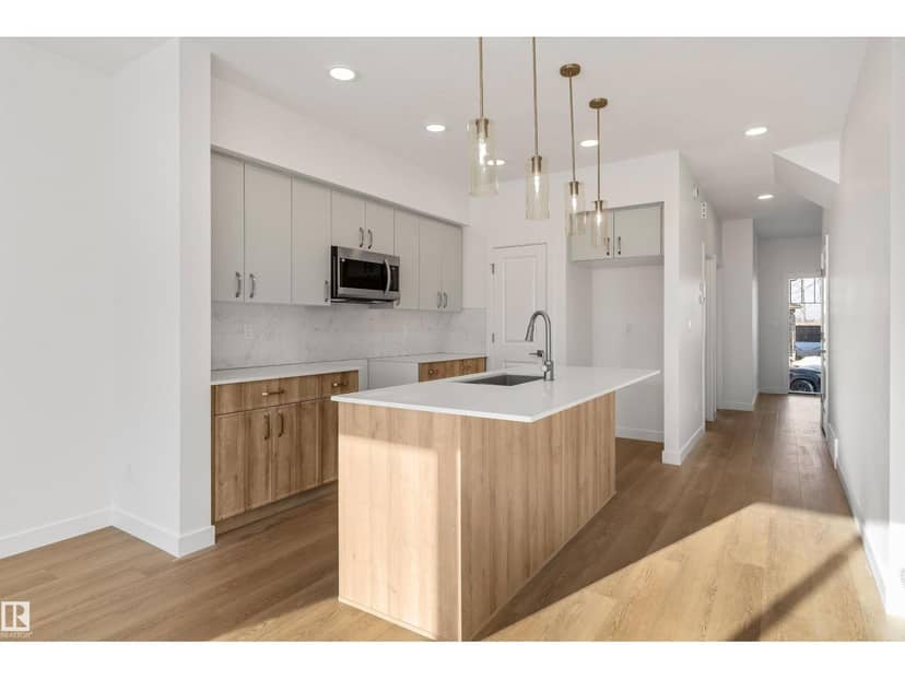 18863 29 AV NW — photo 9 of 40