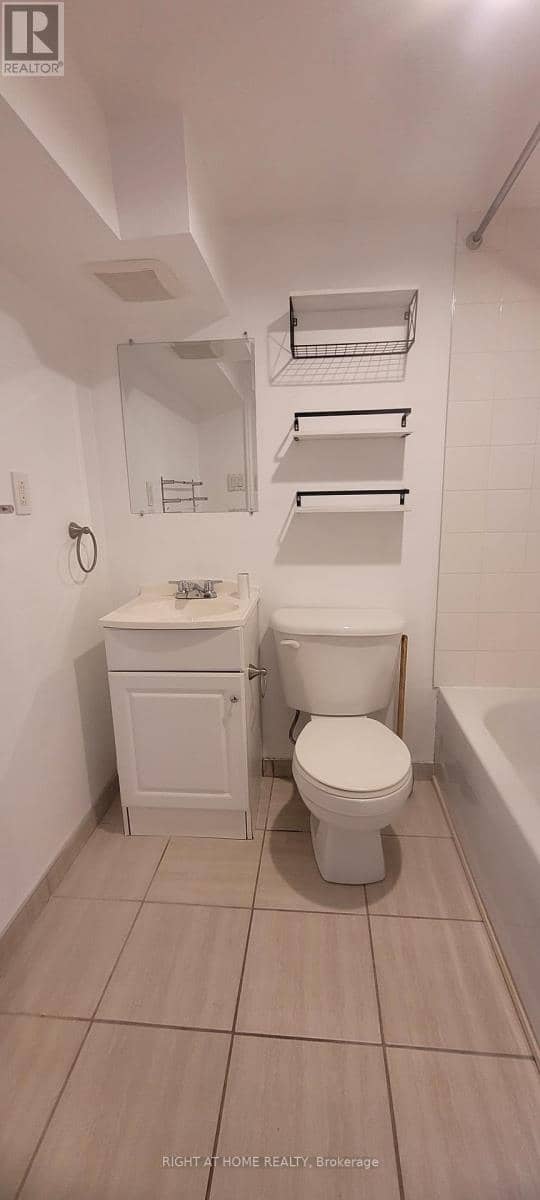 298 Montfort Street — photo 9 of 35