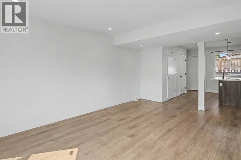 58 Taraglen Road NE — photo 11 of 40