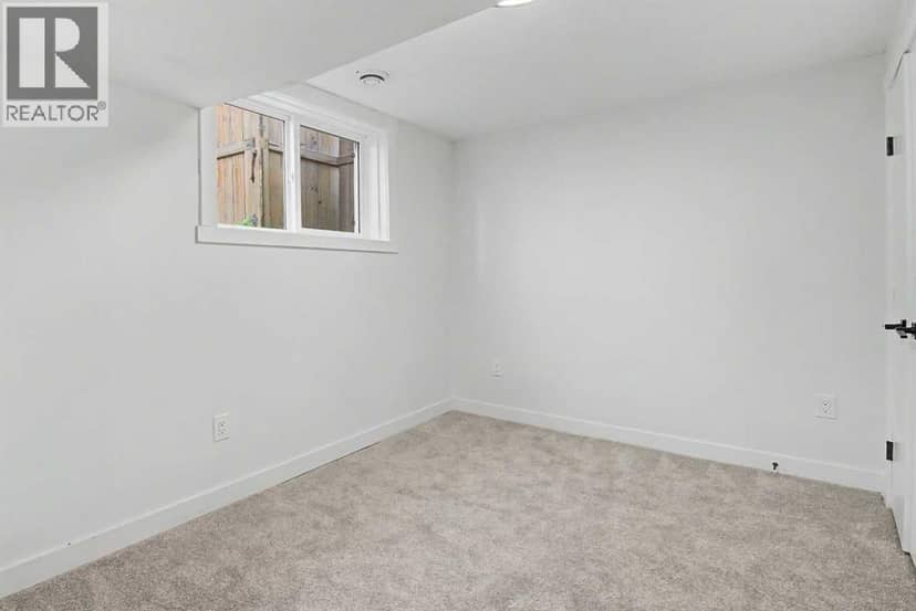58 Taraglen Road NE — photo 31 of 40