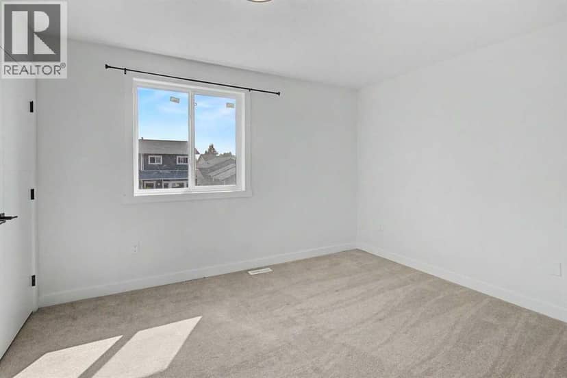 58 Taraglen Road NE — photo 19 of 40