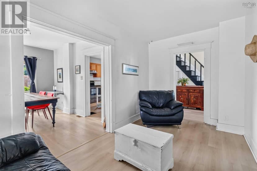 211 Marvin Street — photo 10 of 26