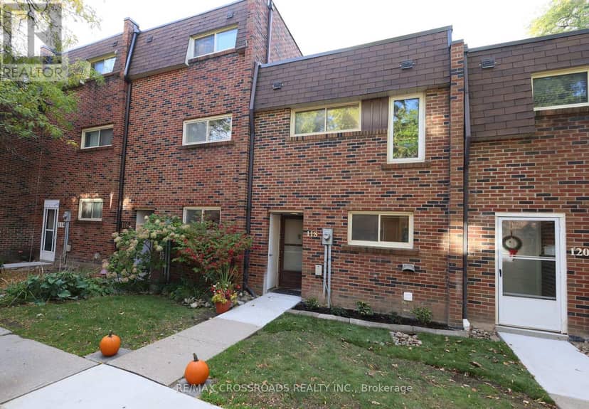 118 Wales Avenue, Markham, photo 2