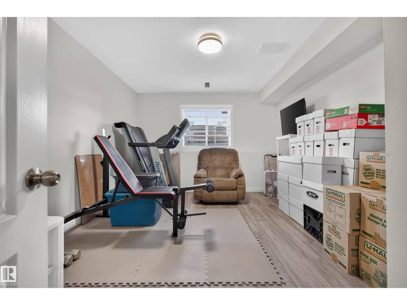 11410 102 AV NW — photo 40 of 40