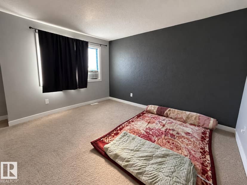 424 42 AV NW — photo 15 of 28