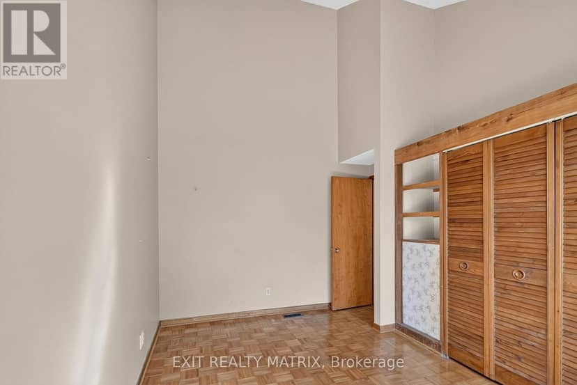 279 Felton Crescent — photo 20 of 40