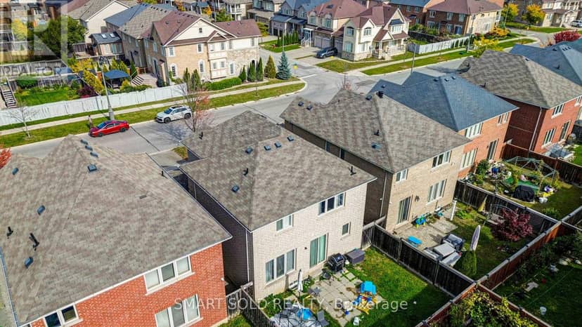 100 Milos Road — photo 15 of 17