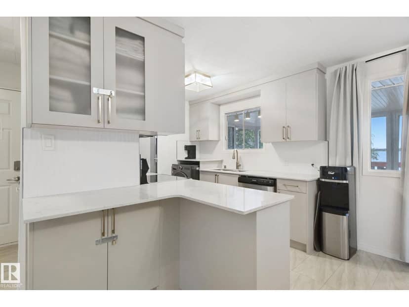 15 Cedar Av — photo 18 of 40