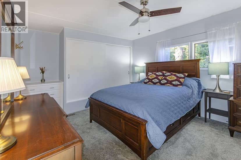 227 TOMAHAWK AVENUE, West Vancouver, photo 8