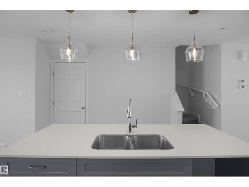 20831 16 AV NW — photo 10 of 28