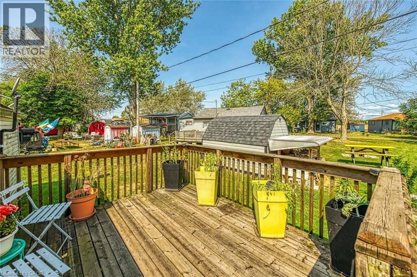 17 MAPLE Lane — photo 26 of 40