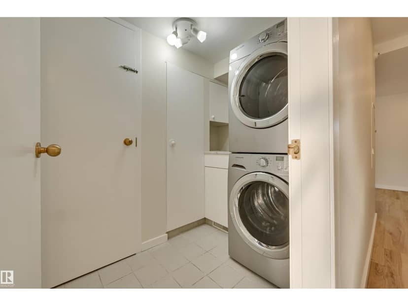 #1 11960 100 AV NW — photo 38 of 40