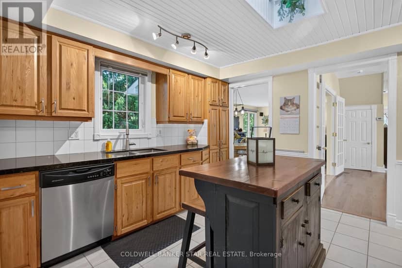 137 St George Street — photo 19 of 40