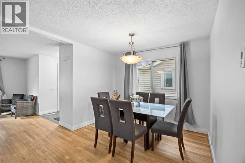 2320 woodview Drive SW — photo 13 of 40