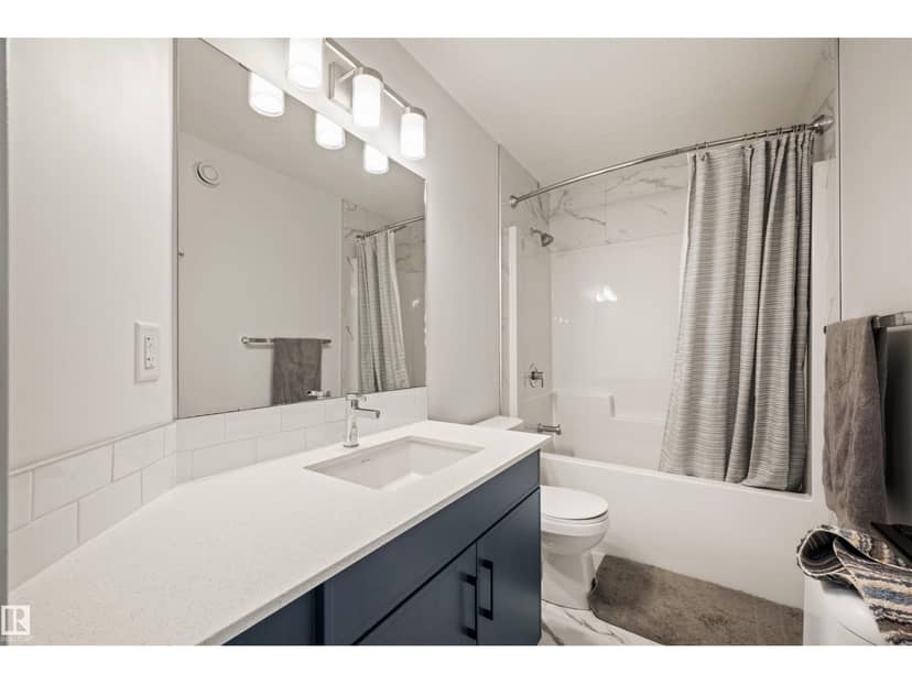2742 Collins Cr SW — photo 24 of 36
