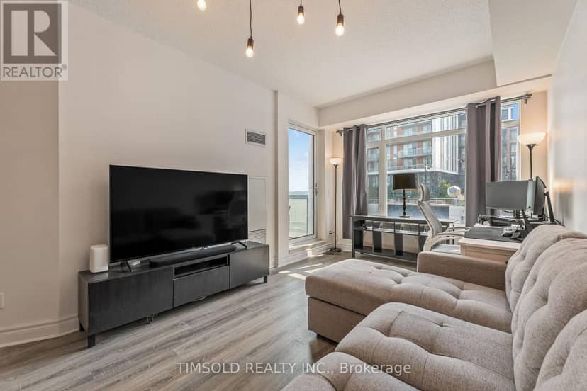 411 - 8130 Birchmount Road — photo 18 of 26