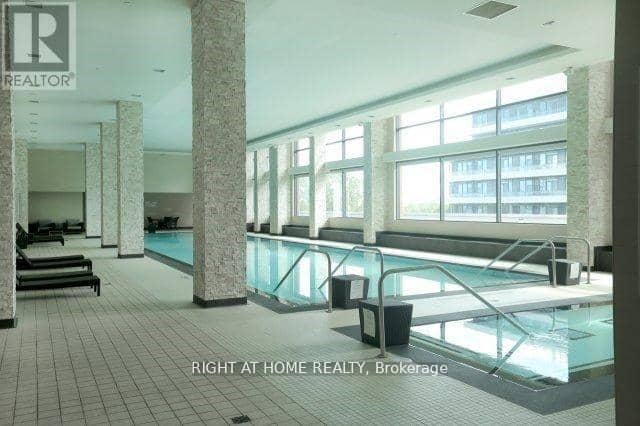 3509 - 2212 Lake Shore Boulevard W — photo 25 of 40