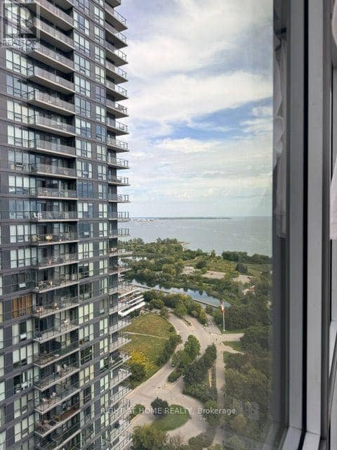 3509 - 2212 Lake Shore Boulevard W — photo 33 of 40