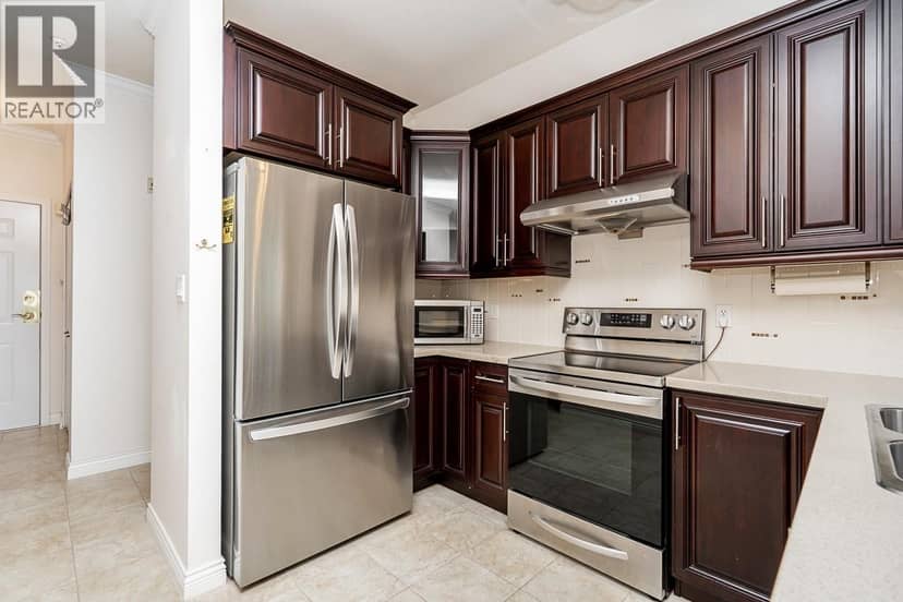 312 3098 GUILDFORD WAY, Coquitlam, photo 5