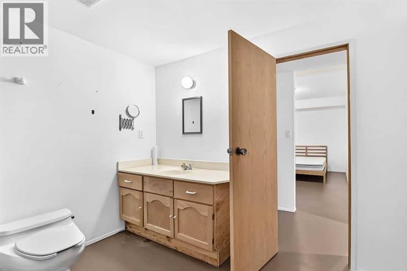 2917 Signal Hill Heights SW — photo 23 of 32